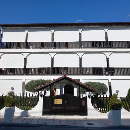 Amaryllis Luxury Rooms Platamonas Eksteriør billede