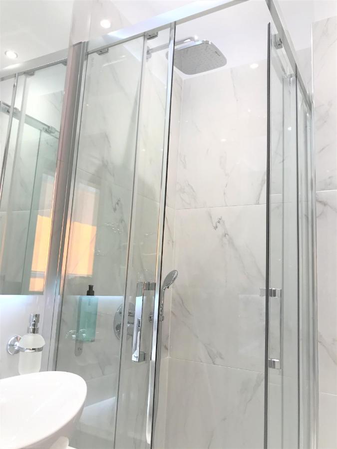Amaryllis Luxury Rooms Platamonas Eksteriør billede