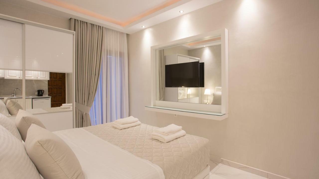 Amaryllis Luxury Rooms Platamonas Eksteriør billede